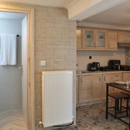 X N Apartament *